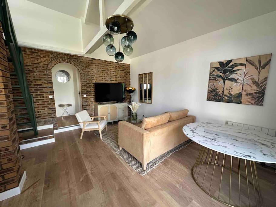 Maison Jardin Proche Paris Ferienhaus Villejuif