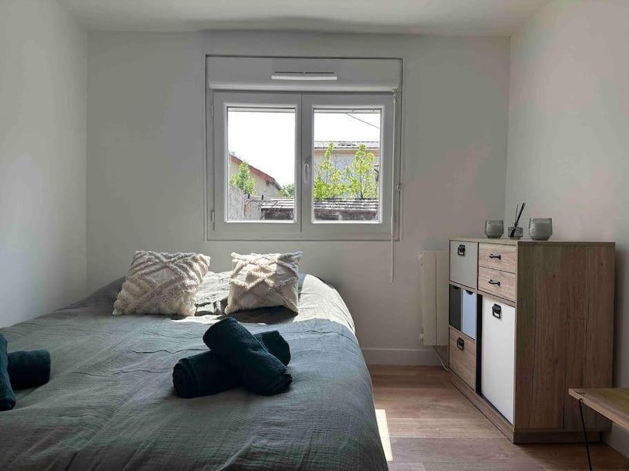 Maison Jardin Proche Paris Ferienhaus Villejuif